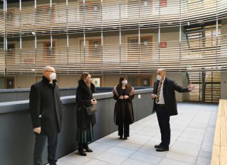 Ministrica regionalnog razvoja i fondova Europske unije Nataša Tramišak obišla Studentski dom