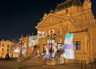 Iris Lobaš Kukavić from the Department of Arts and Restoration exhibits in front of the Art Pavilion in Zagreb