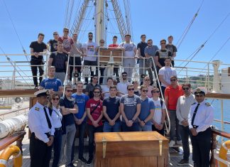 Studenti Pomorskog odjela Sveučilišta u Dubrovniku posjetili brod Shabab Oman II