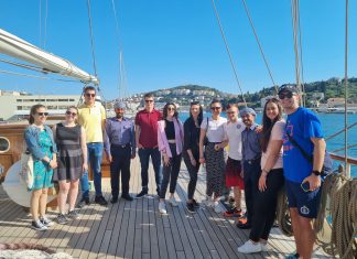 Students of the Maritime Department of the University of Dubrovnik visit the ship Oman II
