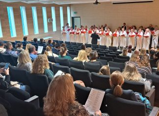 Održan koncert tradicionalnih i popularnih božićnih pjesama zbora Libertas