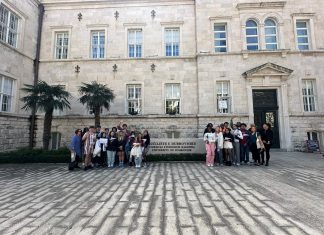 Posjet studenta s The University of North Carolina Odjelu za komunikologiju