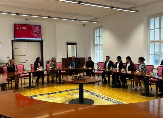 Profesori s Kineske akademije za društvene znanosti posjetili Sveučilište u Dubrovniku