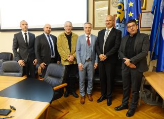 Doktorirao Miho Kristić