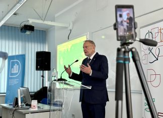 Ministar Davor Božinović posjetio Sveučilište u Dubrovniku i održao predavanje studentima