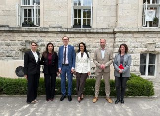 Danish Ambassador Visits the University of Dubrovnik and Delivers a Lecture at the Faculty of Media and Public Relations
