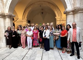 U Palači Sponza otvorena izložba „Boje iskustva” polaznika Kreativne radionice Sveučilišta za treću životnu dob